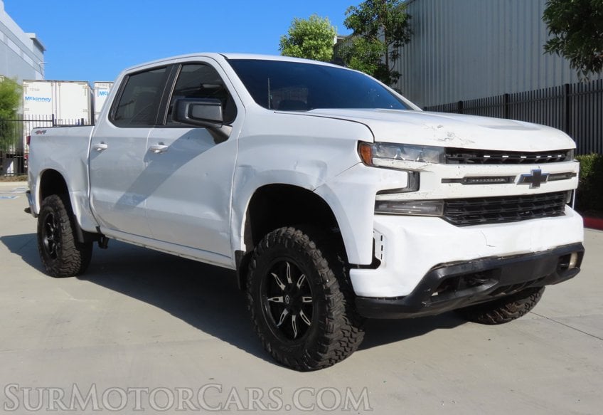 2019 Chevrolet Silverado 1500 LT - Image 3