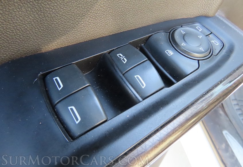 2019 Chevrolet Silverado 1500 LT - Image 30