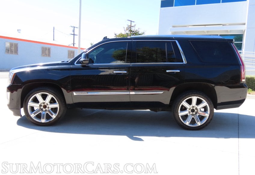 2017 Cadillac Escalade Luxury - Image 9