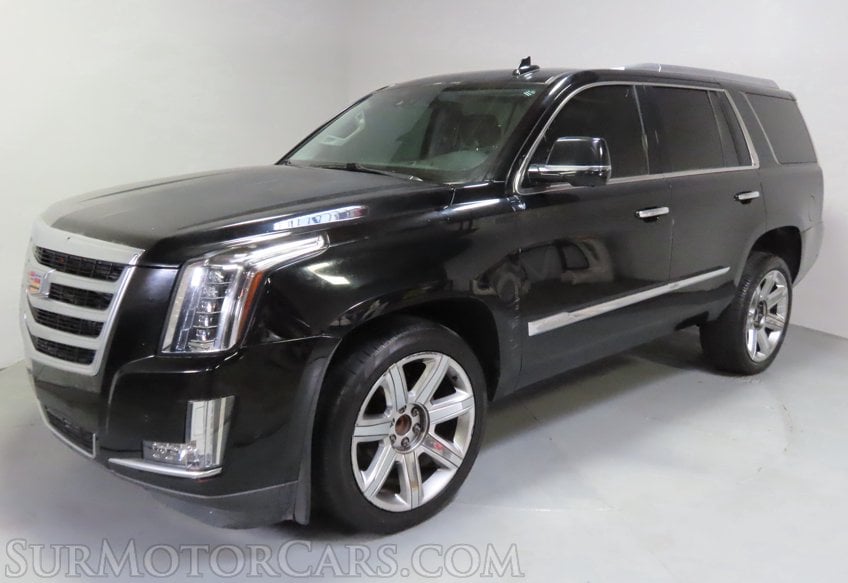 2017 Cadillac Escalade Luxury - Image 1