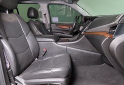 2017 Cadillac Escalade Luxury - Image 20