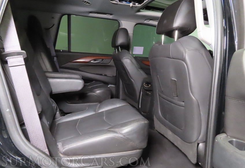 2017 Cadillac Escalade Luxury - Image 22