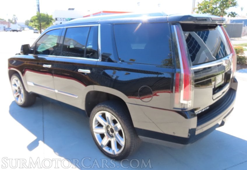 2017 Cadillac Escalade Luxury - Image 7
