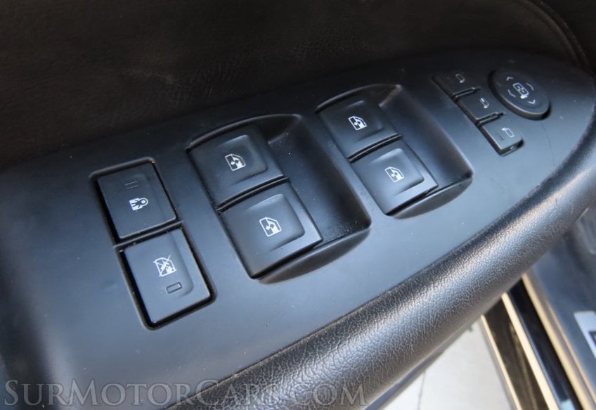 2017 Cadillac Escalade Luxury - Image 48