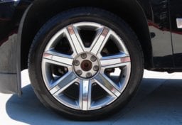2017 Cadillac Escalade Luxury - Image 53