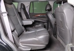 2017 Cadillac Escalade Luxury - Image 30