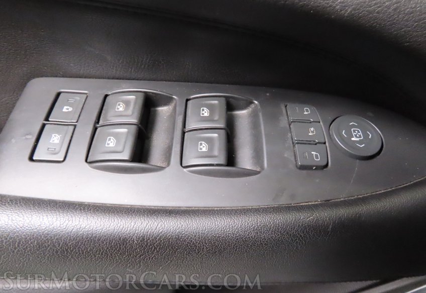 2017 Cadillac Escalade Luxury - Image 45