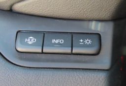2017 Cadillac Escalade Luxury - Image 46