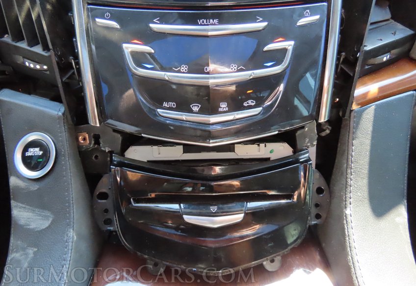 2017 Cadillac Escalade Luxury - Image 40