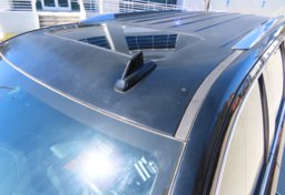 2017 Cadillac Escalade Luxury - Image 13