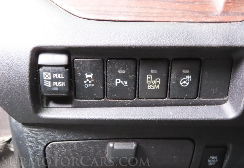 2016 Toyota Sienna AWD Limited - Image 33