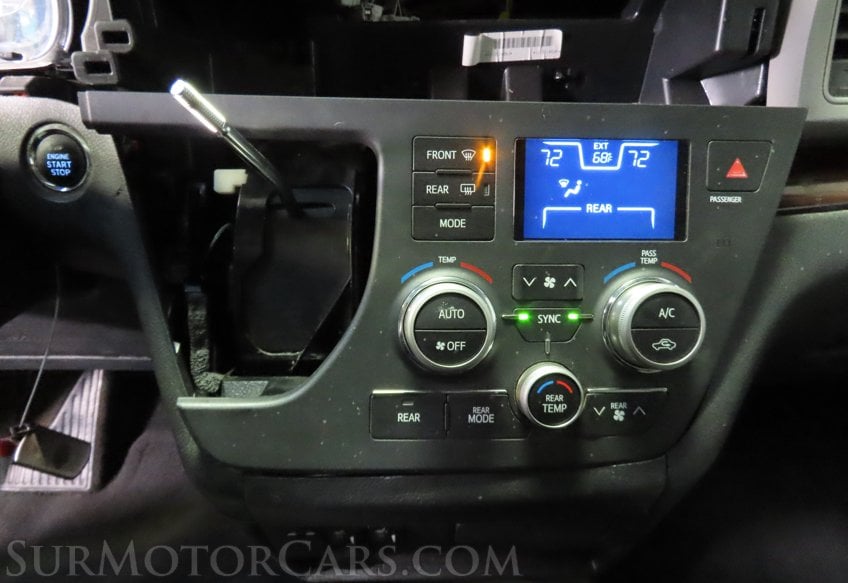 2016 Toyota Sienna AWD Limited - Image 41