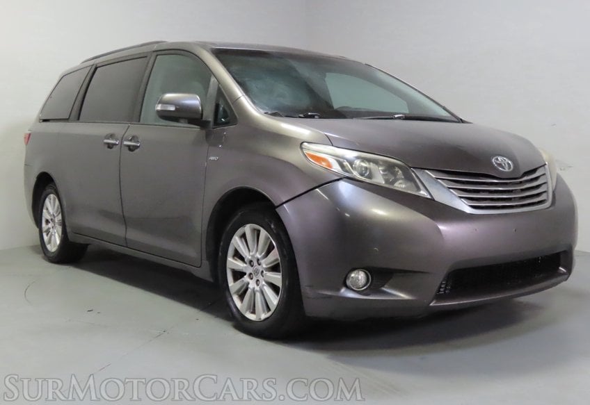 2016 Toyota Sienna AWD Limited - Image 4
