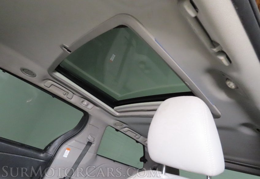 2016 Toyota Sienna AWD Limited - Image 44