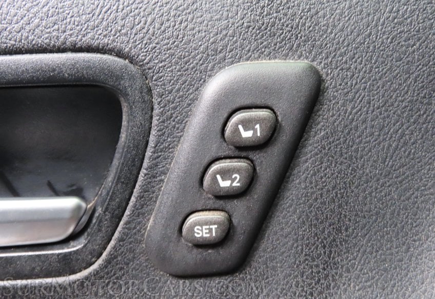 2016 Toyota Sienna AWD Limited - Image 36