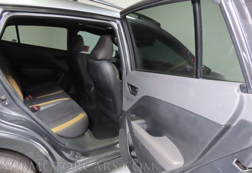 2025 Subaru Crosstrek Sport - Image 35