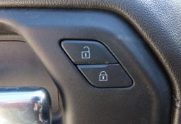 2022 Chevrolet Silverado 1500 RST - Image 28
