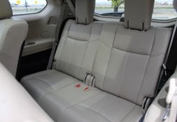 2020 Nissan Pathfinder - Image 32