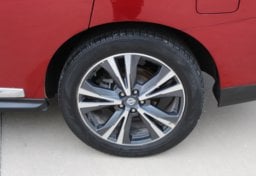 2020 Nissan Pathfinder - Image 26