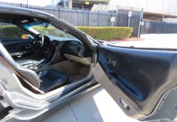 2004 Chevrolet Corvette - Image 40