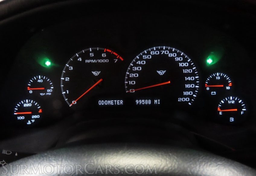 2004 Chevrolet Corvette - Image 14