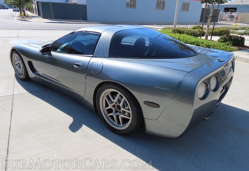 2004 Chevrolet Corvette - Image 8