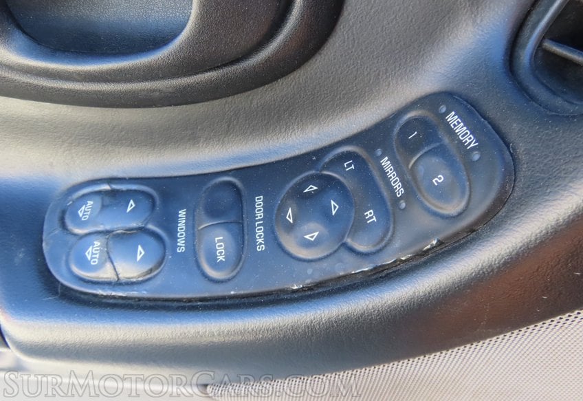 2004 Chevrolet Corvette - Image 20