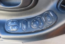 2004 Chevrolet Corvette - Image 20