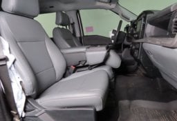 2023 Ford F-150 XL - Image 32