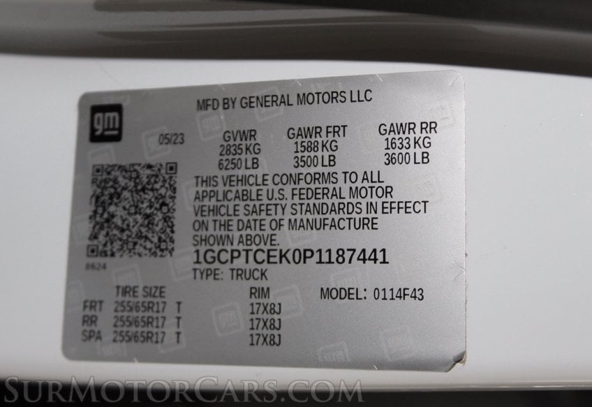 2023 Chevrolet Colorado 4x4 LT - Image 9