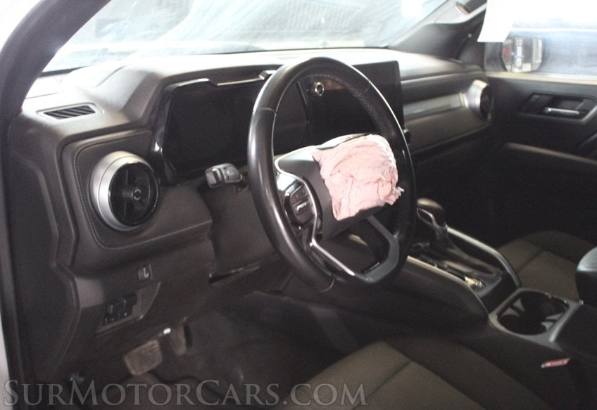 2023 Chevrolet Colorado 4x4 LT - Image 63