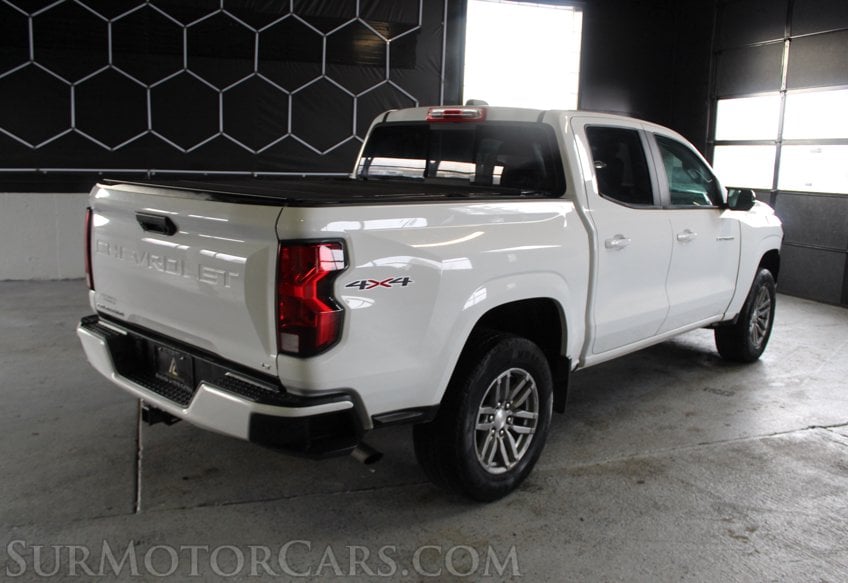 2023 Chevrolet Colorado 4x4 LT - Image 5