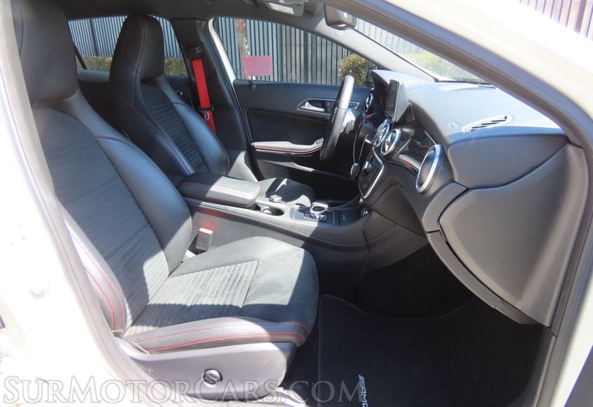 2015 Mercedes-Benz GLA 45 AMG - Image 15