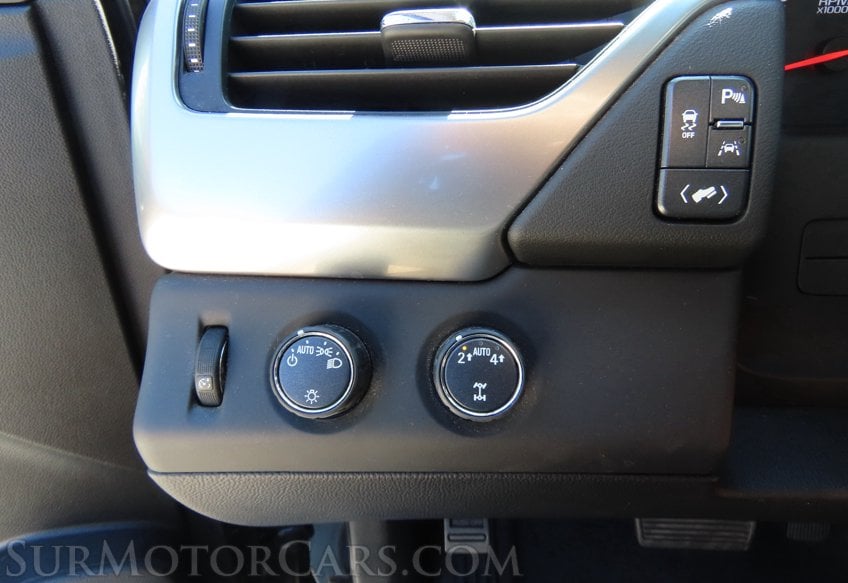 2020 Chevrolet Tahoe LT - Image 26