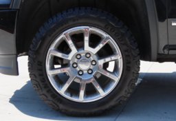 2014 GMC Sierra 1500 Denali 6.2L - Image 44