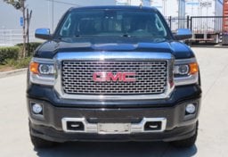 2014 GMC Sierra 1500 Denali 6.2L - Image 11