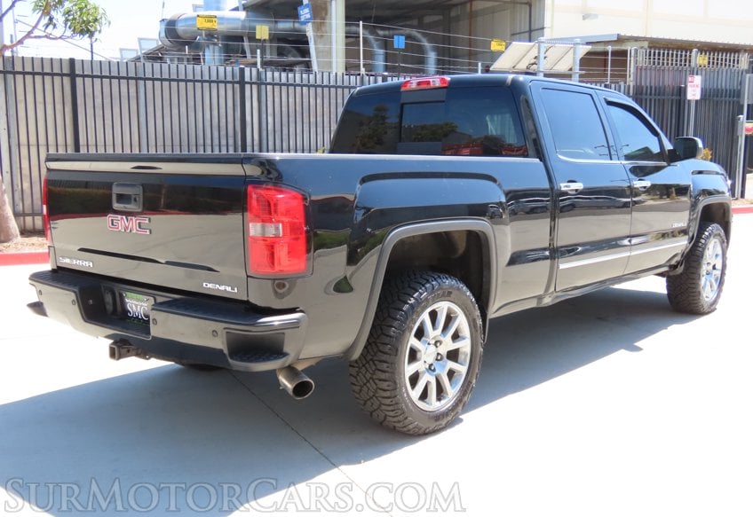 2014 GMC Sierra 1500 Denali 6.2L - Image 10