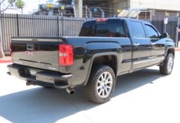 2014 GMC Sierra 1500 Denali 6.2L - Image 10