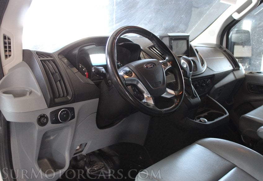 2019 Ford Transit high roof - Image 27