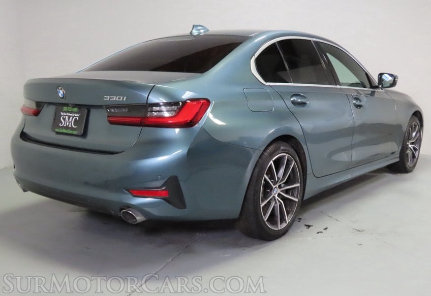 2021 BMW 3 Series 330i - Image 7
