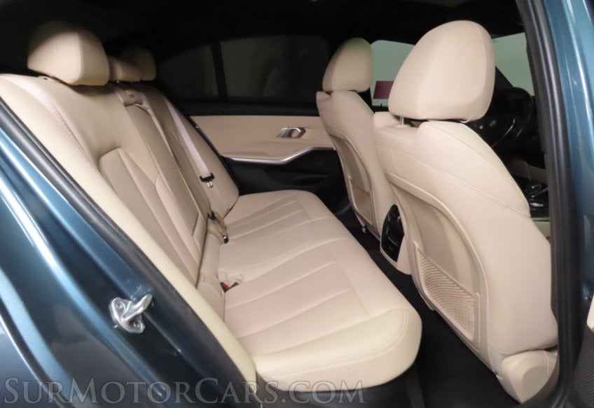 2021 BMW 3 Series 330i - Image 27