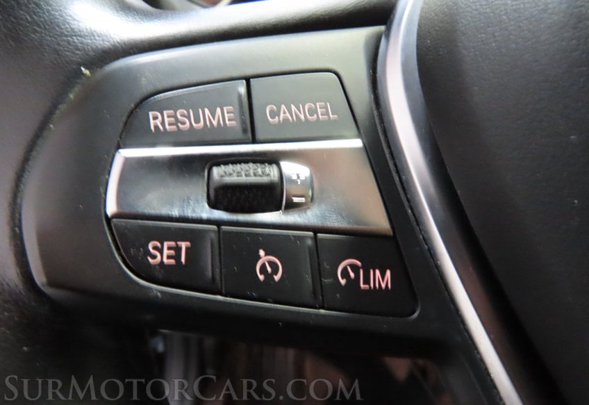 2021 BMW 3 Series 330i - Image 30