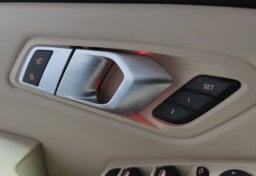 2021 BMW 3 Series 330i - Image 42
