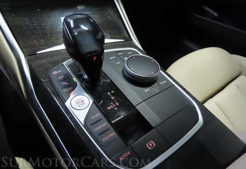 2021 BMW 3 Series 330i - Image 38