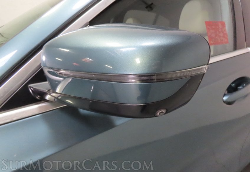 2021 BMW 3 Series 330i - Image 16