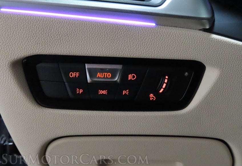 2021 BMW 3 Series 330i - Image 41
