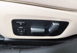 2021 BMW 3 Series 330i - Image 51