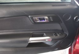 2020 Ford Mustang - Image 37