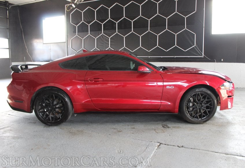 2020 Ford Mustang - Image 9