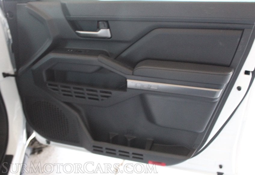 2025 Toyota Tacoma - Image 34